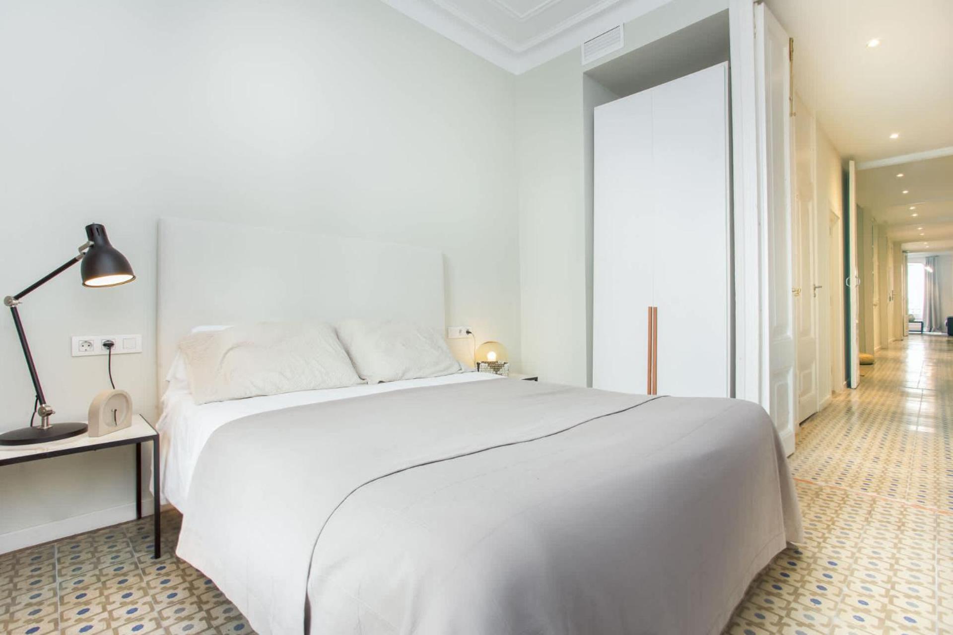 Apartment 4bedroom With Balcony In Ramblas 3-2 *
